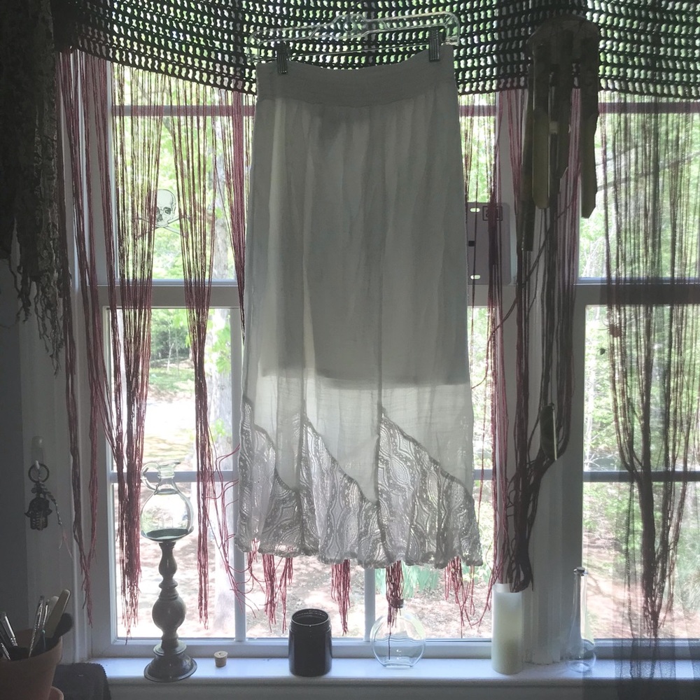 Beautiful white skirt with lace detailing